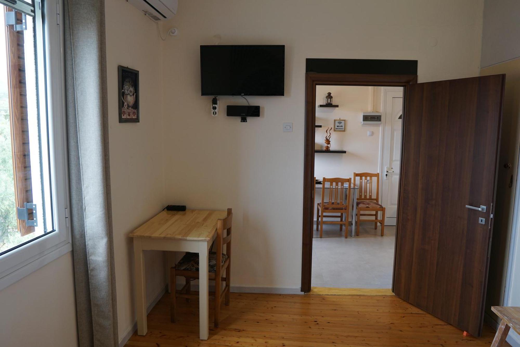 Sea And Sun Apartments 303 Ιδιωτικό Διαμέρισμα Kardhamili Esterno foto